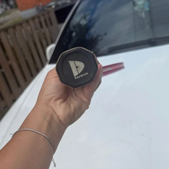 Pink Tennis Racket - Picture 6 of 6